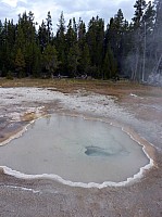 Yellowstone Old faithfull et ses environs (35).JPG